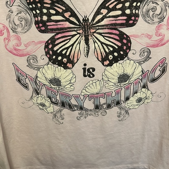 Rebellious one tee - Picture 7 of 7